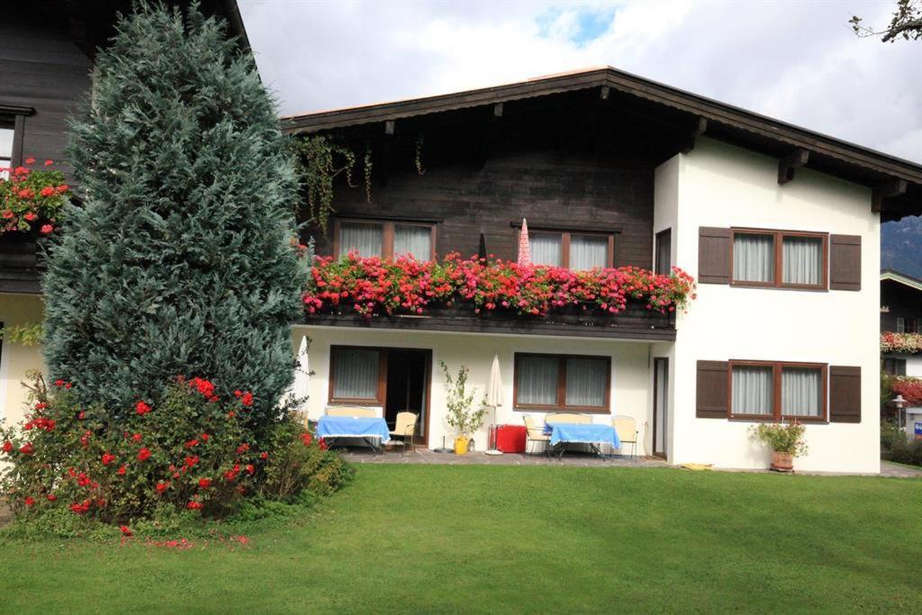 Haus Hager - Maria Hager Appartement Ellmau Buitenkant foto